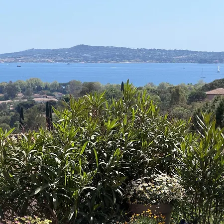 Lejlighed Romantique Vue Mer, Balneo Et Jardin *